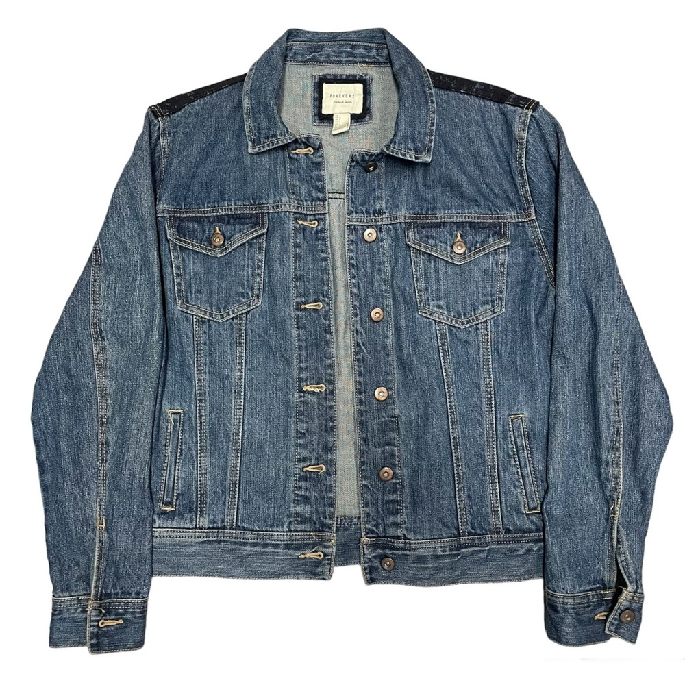 Forever 21 Women's Denim Four Pocket Blue Jean Jacket Size Large
